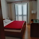 Apartment Vesna Milisa Primosten