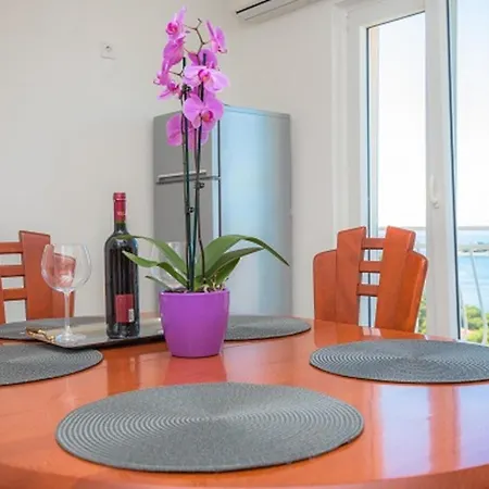 Apartment Vesna Milisa Primosten